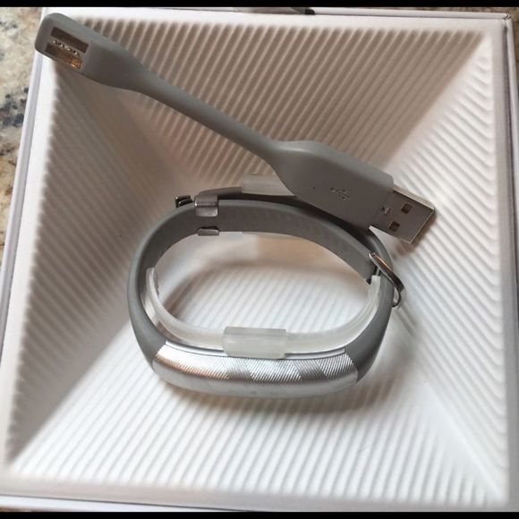 Jawbone Up2 fitness tracker - Picture 3 of 4